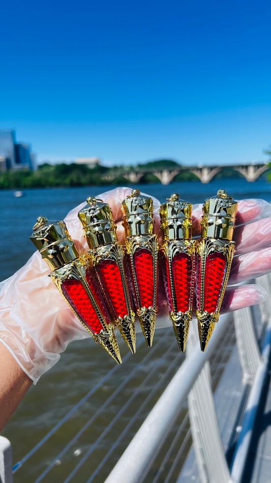 Hisssss-  Delicious Red